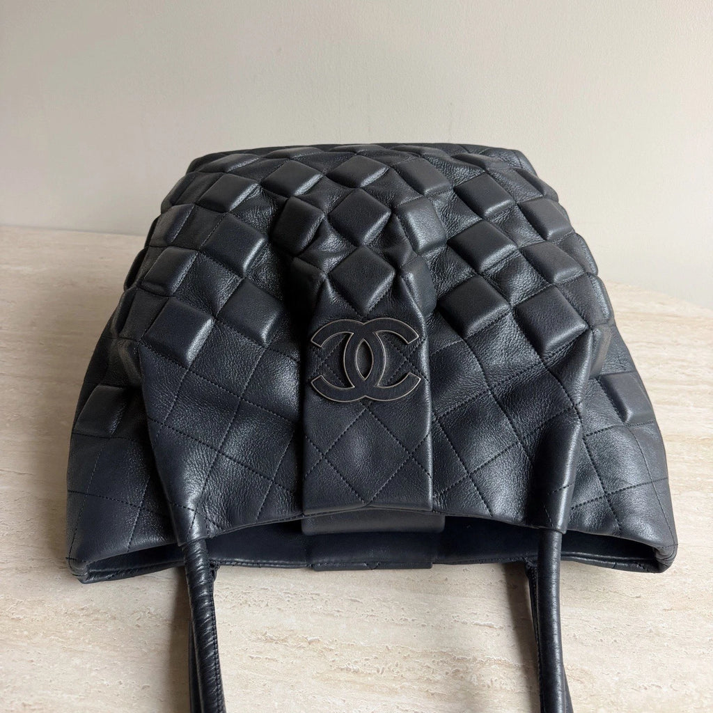Chanel Diamond Calfskin Leather Black Tote Shoulder Bag Silver Hardware