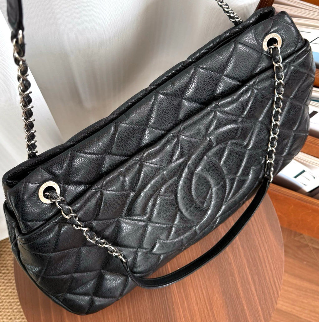 CHANEL Relief sculpture CC Chain Shoulder bag Black Silver tote Women