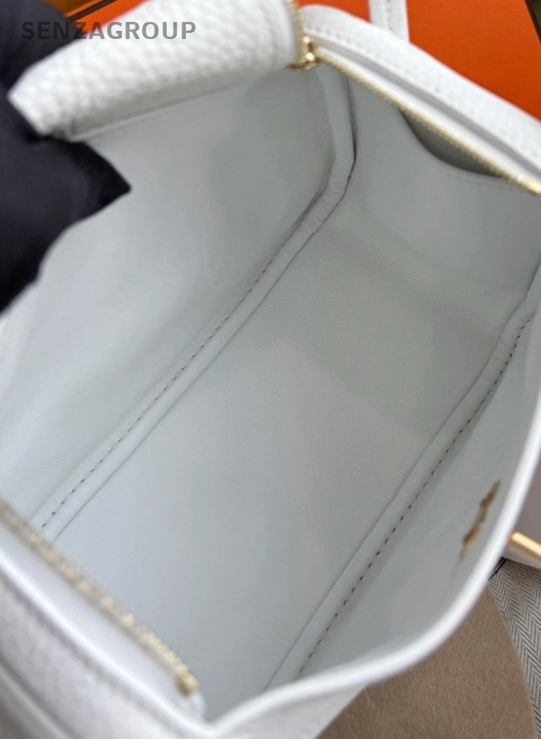 Hermes Lindy Mini Shoulder Bag White Gold Used Women Classic Designer