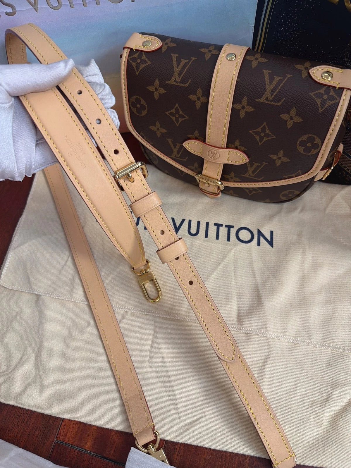 Louis Vuitton Saddle Monogram Shoulder Bag Crossbody Excellent