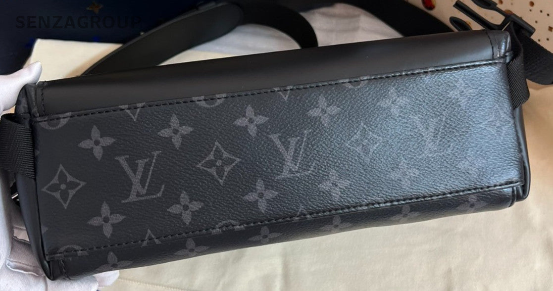 Louis Vuitton Voyager PM Black Monogram Shoulder bag Crossbody Brand NEW
