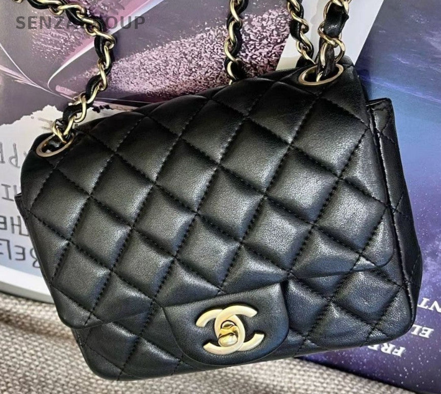 Chanel Classic Flap Lambskin Chain Shoulder Bag Crossbody Black Gold Women