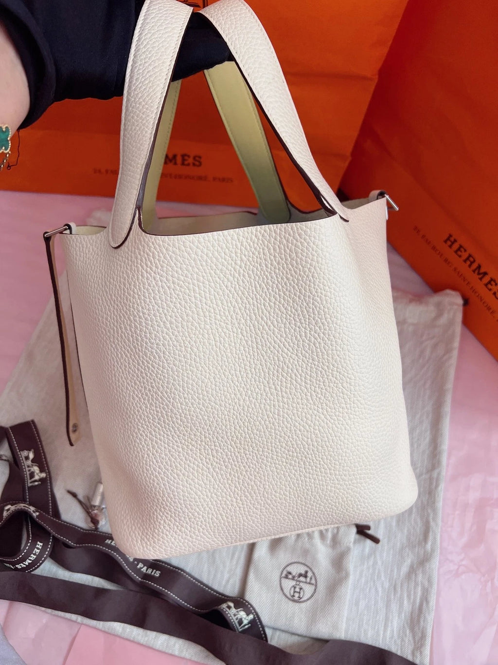 Hermès Picotin Lock 22 Cabas Picotin Bucket Bag Handbag Nata Cream White