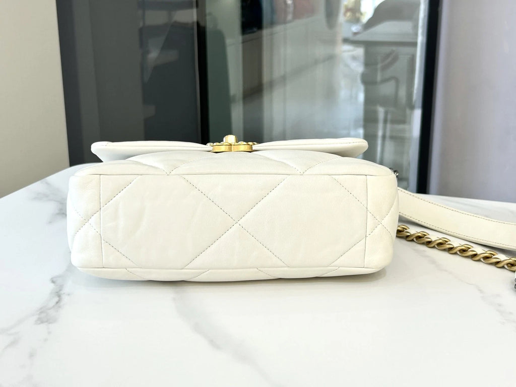 CHANEL 19Bag Small White Gold Lambskin Chain Shoulder Bag For Women