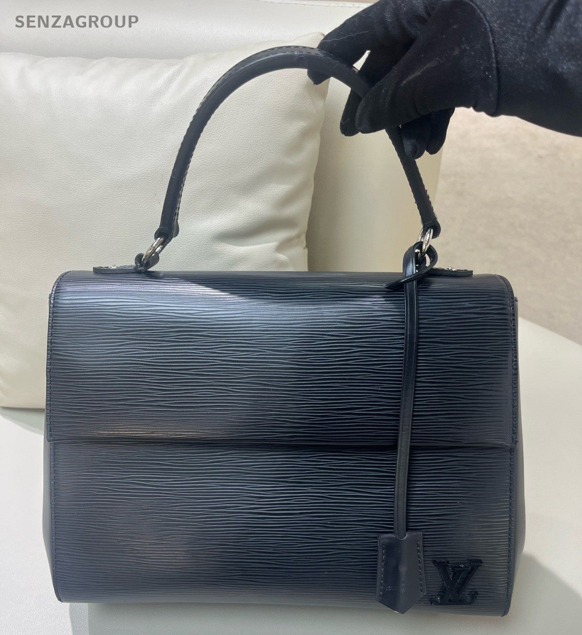 Louis Vuitton Cluny Epi Top Handle Bag Black Silver Used Women Classic