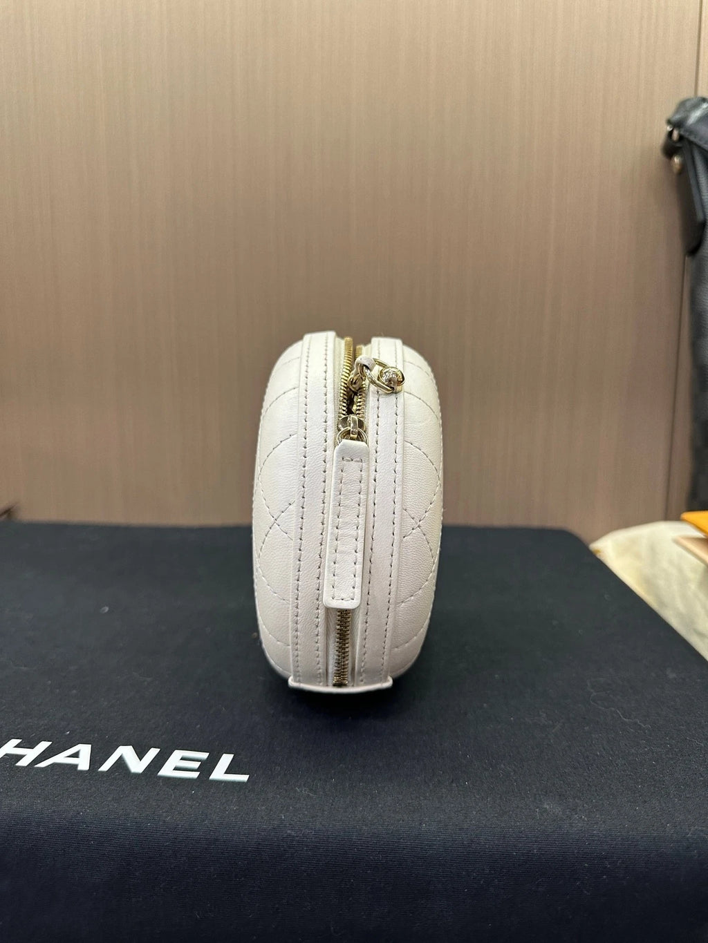 CHANEL Leather Hard Round Pearl Chain Dinner Bag For Women