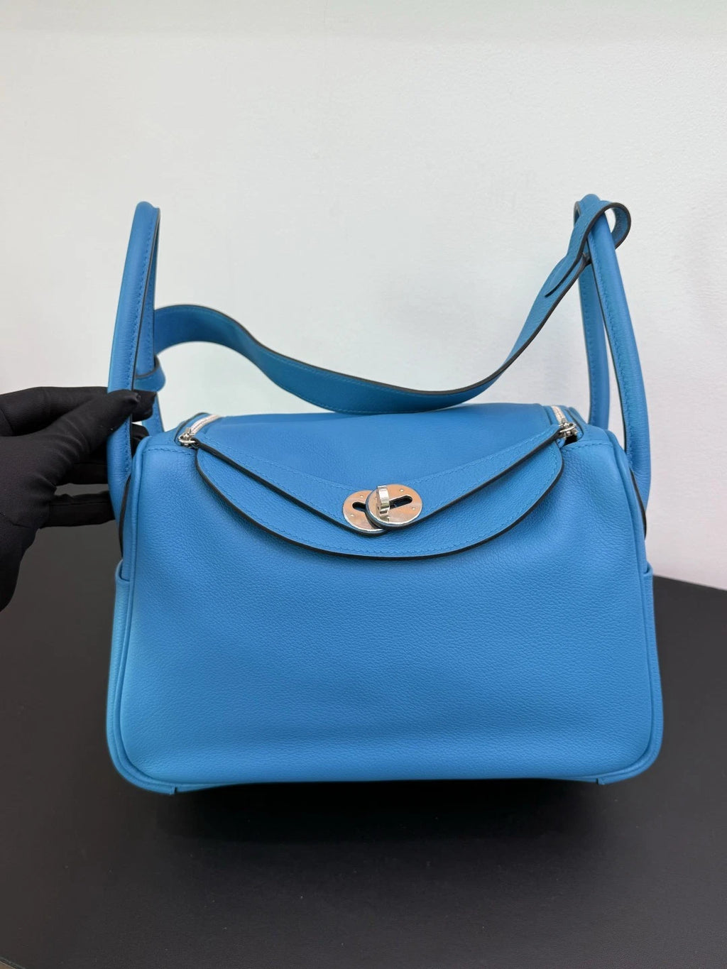 Hermes Lindy26 Evercolor Leather Blue Handbag Shoulder Bag Silver Hardware