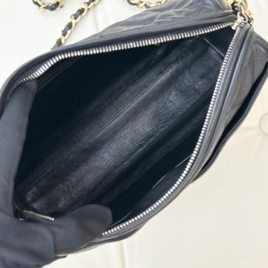 Chanel Vintage Calfskin Chain Diamond Shoulder Bag Black Gold Women S