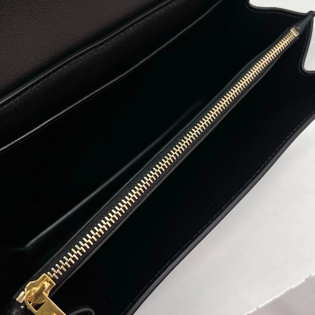 Celine 16Bag Black Gold Chain Turn Lock Bag Crossbody Bag Shoulder Bag Women