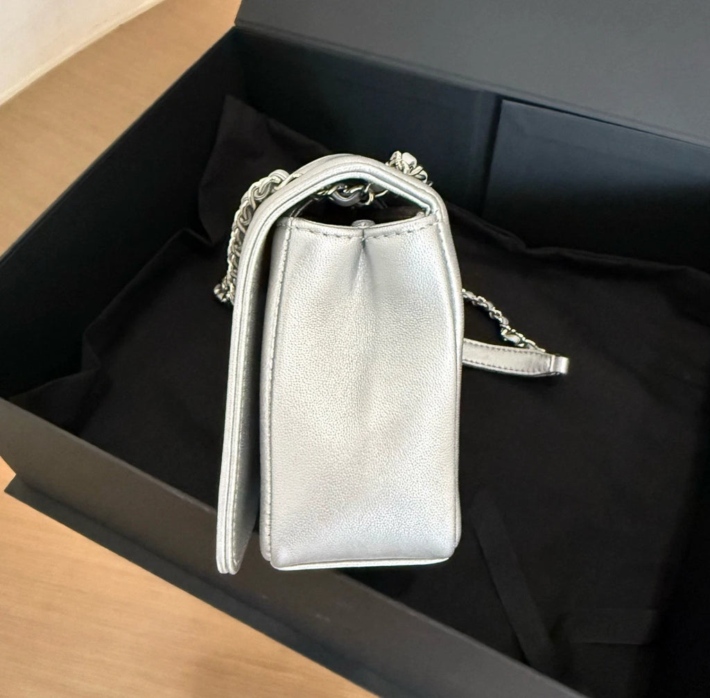 Chanel Classic Flap Chevron Chain Shoulder Bag Crossbody Bag Silver Women