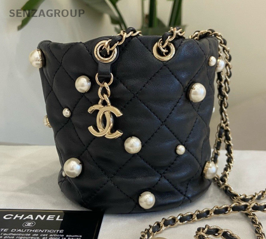 Chanel Lambskin Pearl Bucket Chain Shoulder Bag Crossbody Black Gold Women