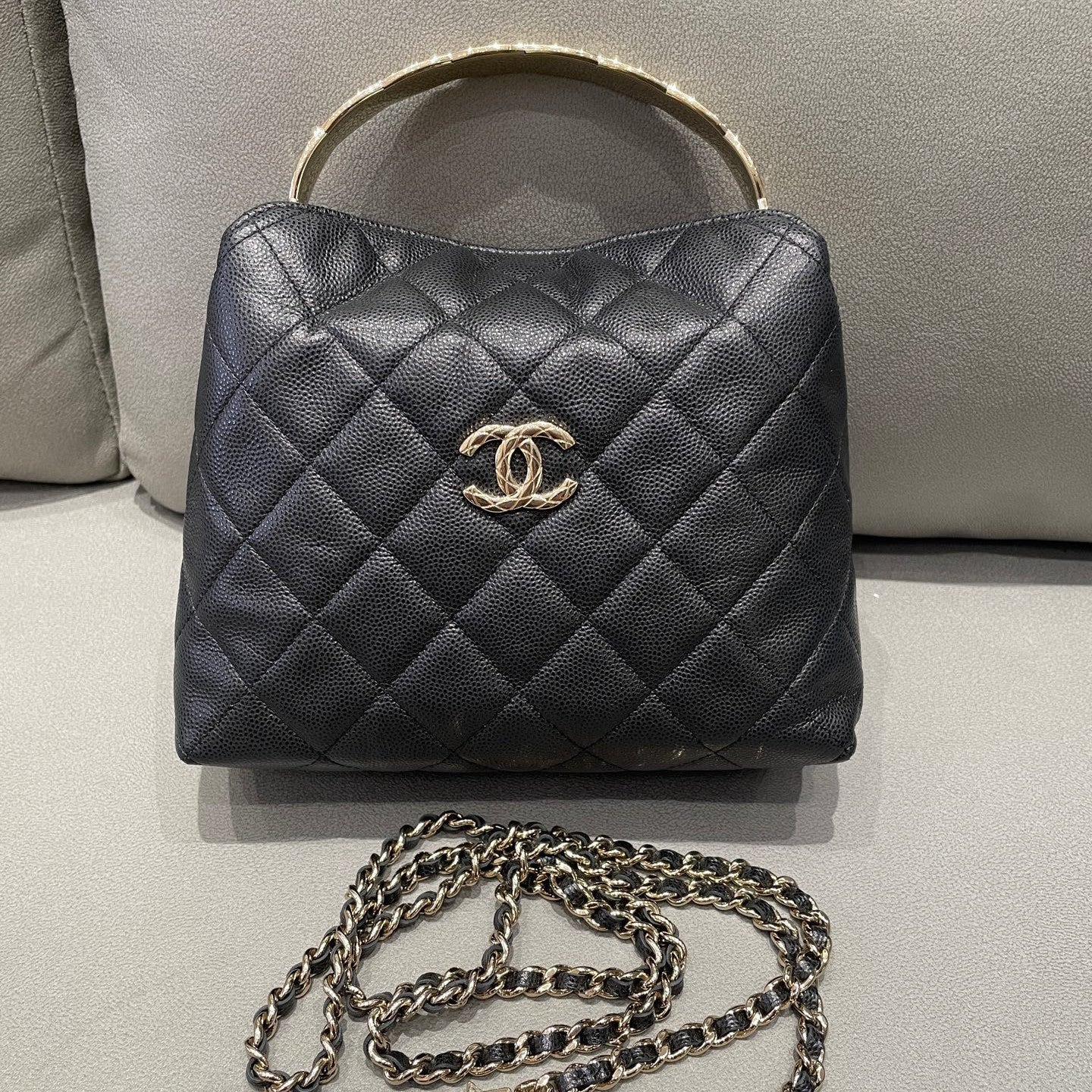 Chanel 25S Quilted Chain Shoulder Bag Black Gold - Fashion Women's Handbag