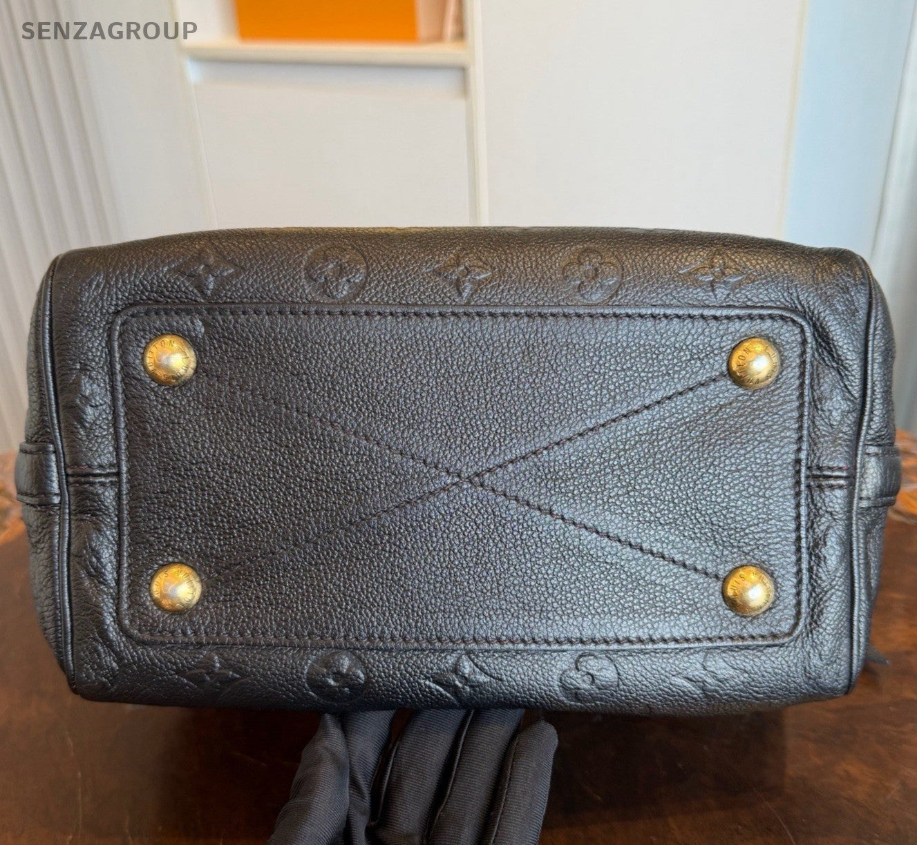 Louis Vuitton Speedy25 Monogram Top Handle Bag Black Gold Used Women Classic
