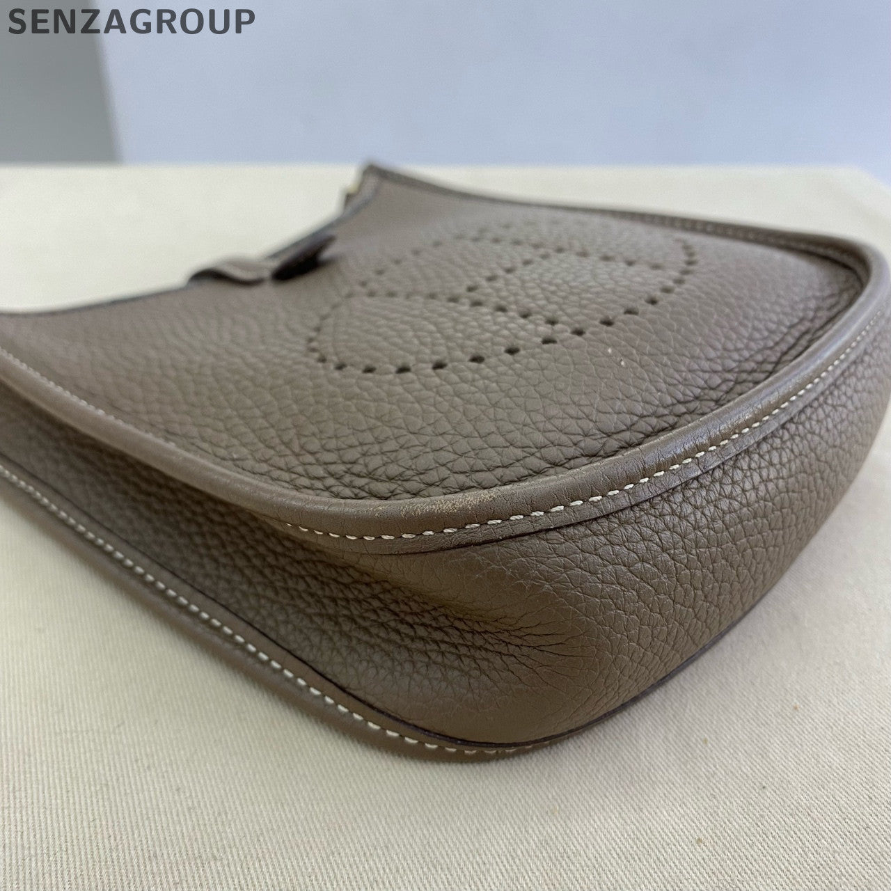 Hermès Evelyne 16 Mini Bag in Gris Etain with Gold Hardware