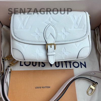 Louis Vuitton Monogram Baguette Shoulder Bag - Classic & Fashionable