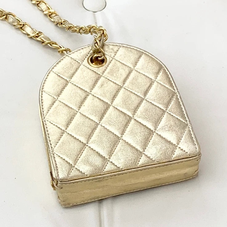 Chanel Vintage Chain Calfskin Shoulder Crossbody Bag Gold Women S