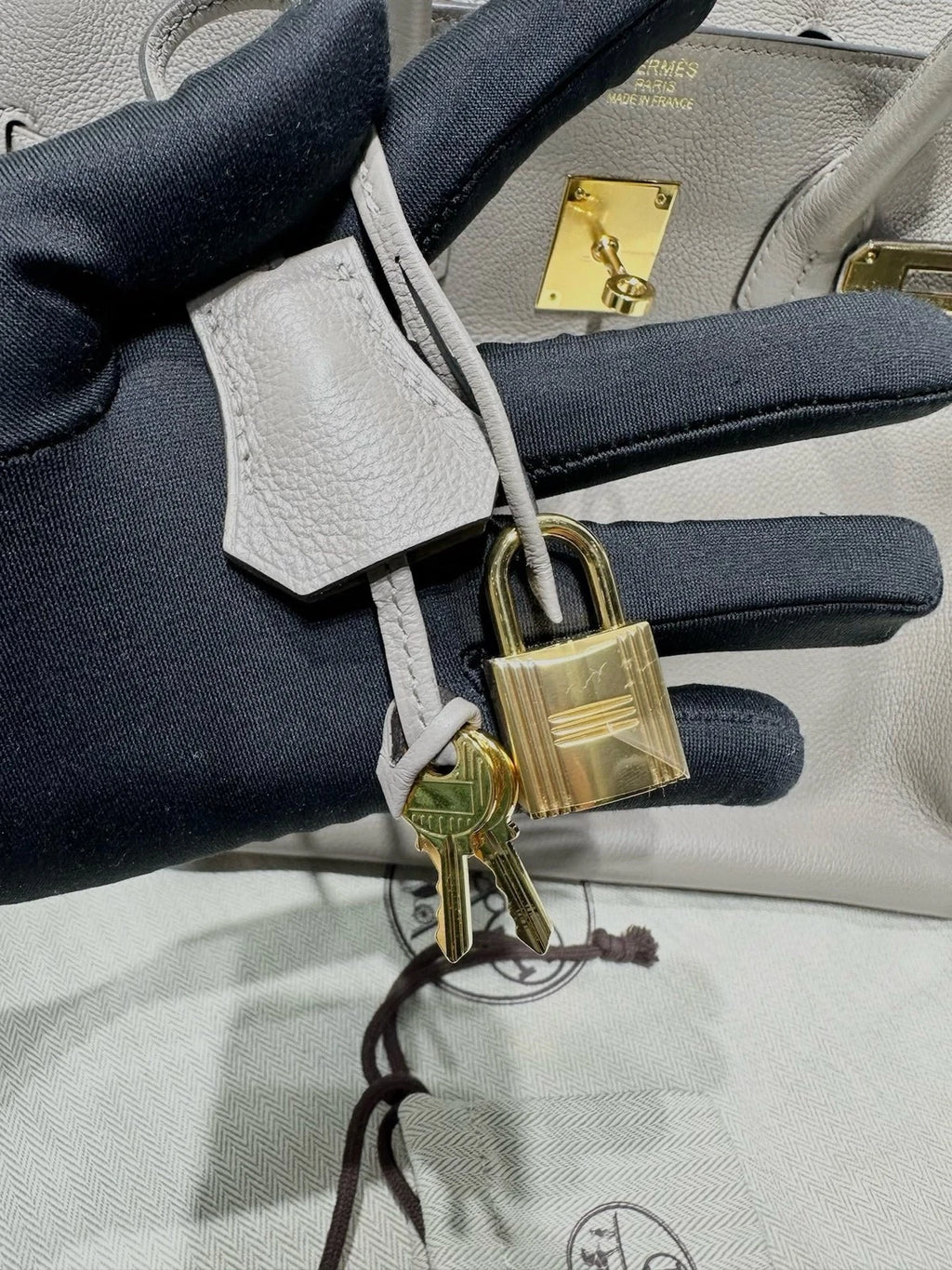 Hermes Birkin 35 Galaxy Gray Evercolor Leather Gold Hardware Handbag For Women