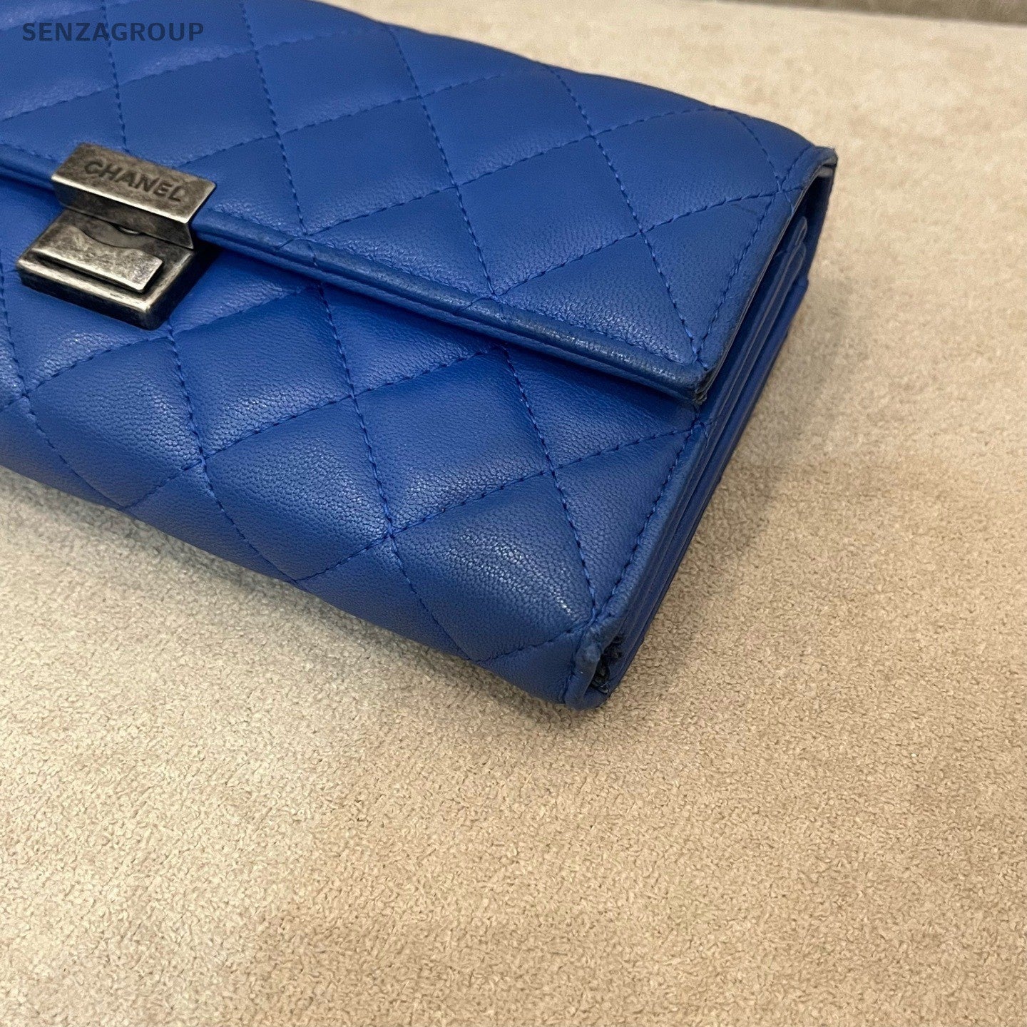 CHANEL Silver clasp Woc Lambskin Chain Shoulder bag Crossbody Blue Women