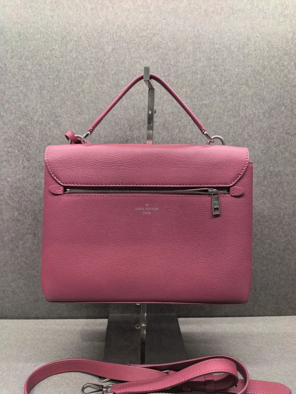 Louis Vuitton Mylockme Medium Leather Shoulder Crossbody Handbag Women