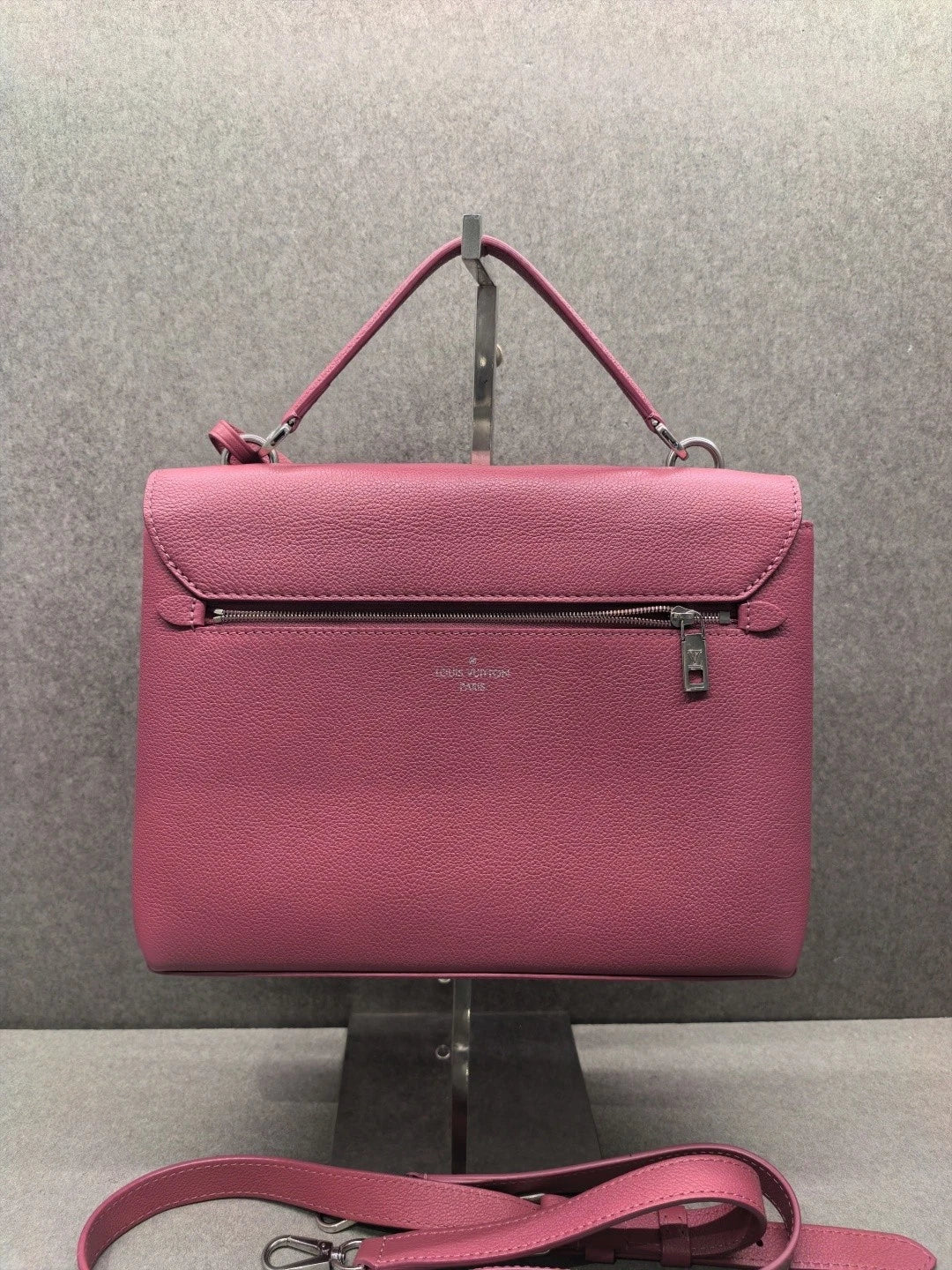 Louis Vuitton Mylockme Medium Leather Shoulder Crossbody Handbag Women