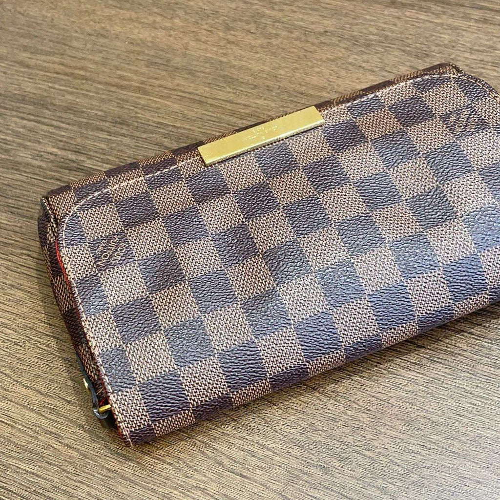Authentic Louis Vuitton Favorite Damier Ebene Canvas Chain Handbag Crossbody GHW