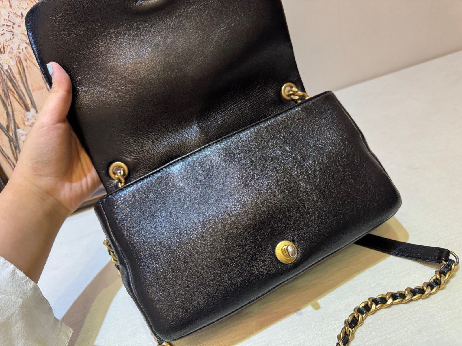 Chanel Diamond Chain Black Gold Shoulder Bag Crossbody Used Women Classic