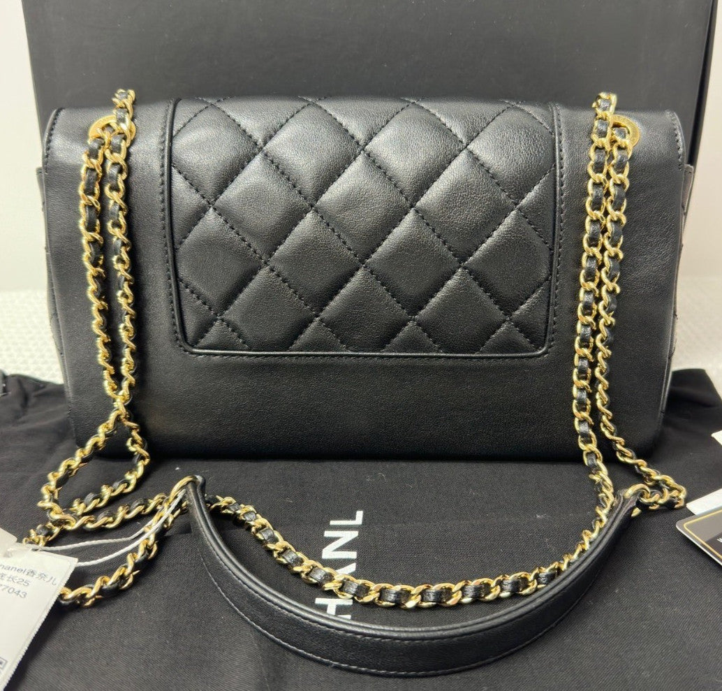 Chanel Diamond Chain Shoulder Bag Crossbody Black Gold Women Classic Fashion