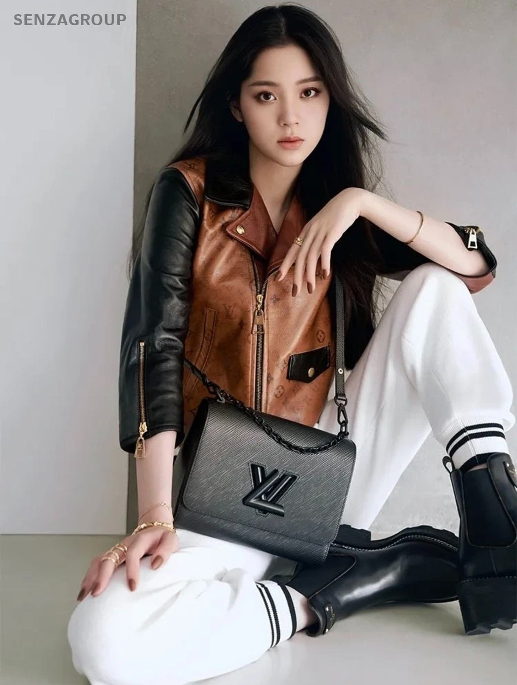 Louis Vuitton Twist so black Epi Leather Chain Shoulder bag Crossbody Women