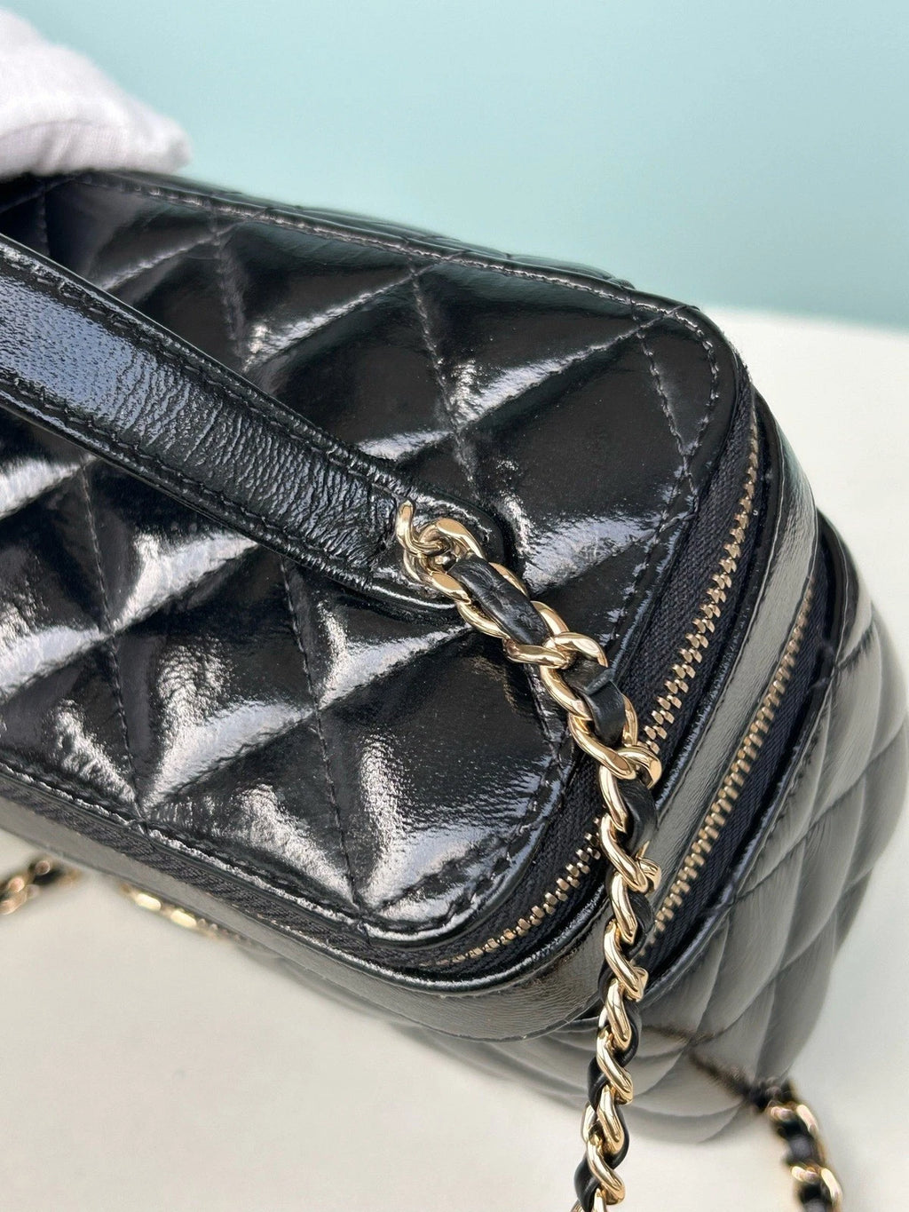 Chanel Diamond Calfskin Chain Top Handle Crossbody Black Gold Women Classic