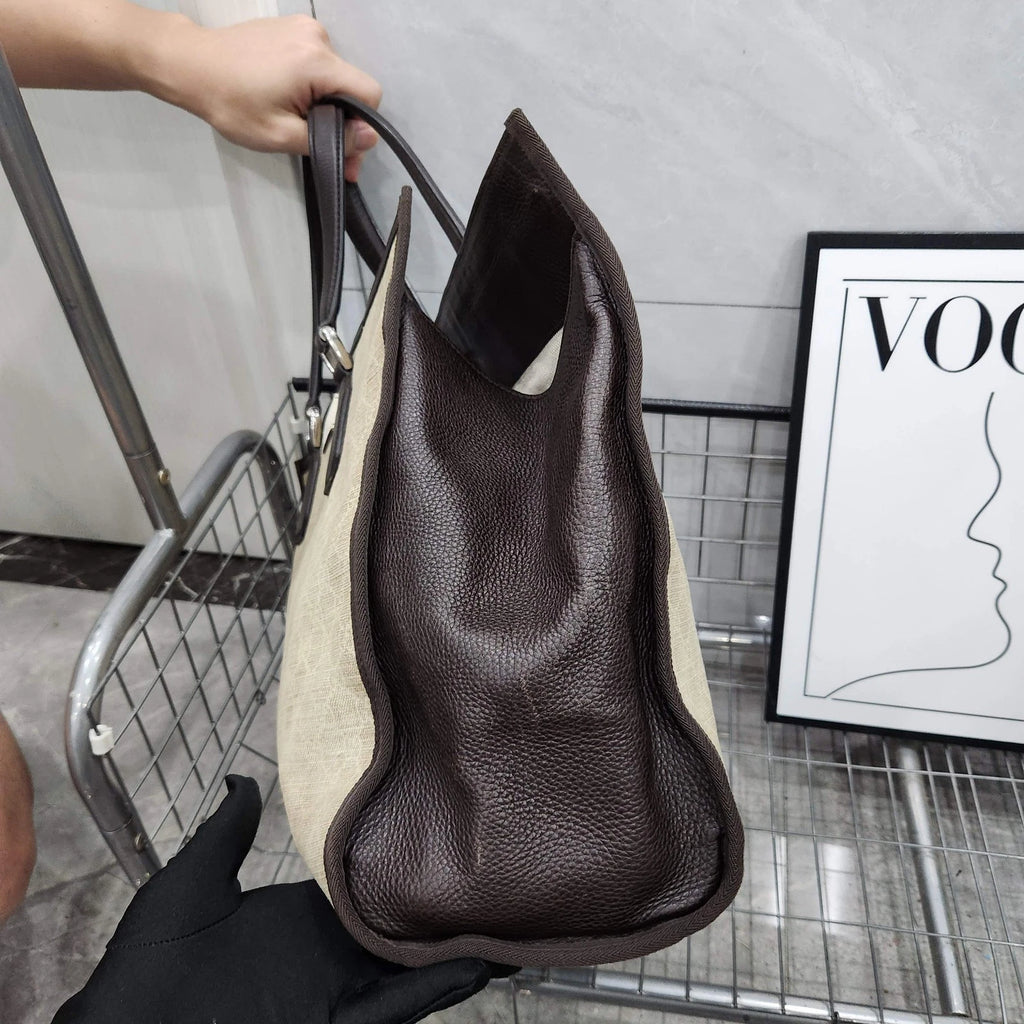 Gucci Beige Canvas Monogram Tote Handbag For Women