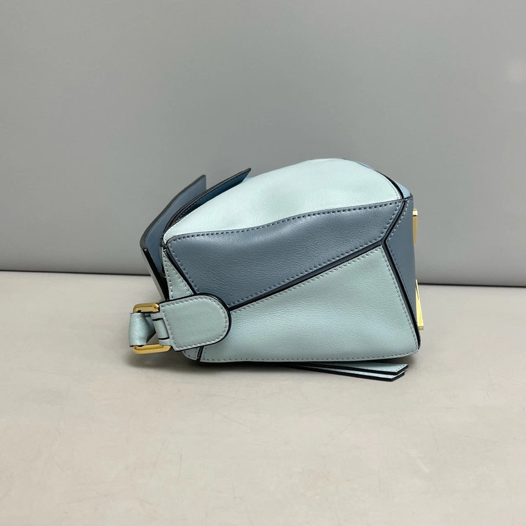 Authentic Loewe Puzzle Calfskin Shoulder Crossbody Bag Blue Gold Hardware