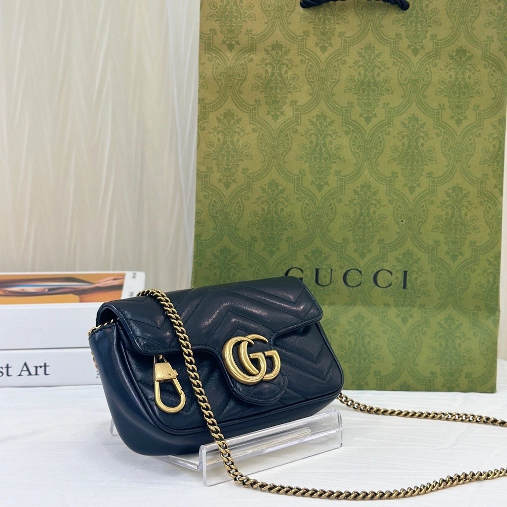 Gucci Marmont Black Gold Shoulder Bag Crossbody Excellent