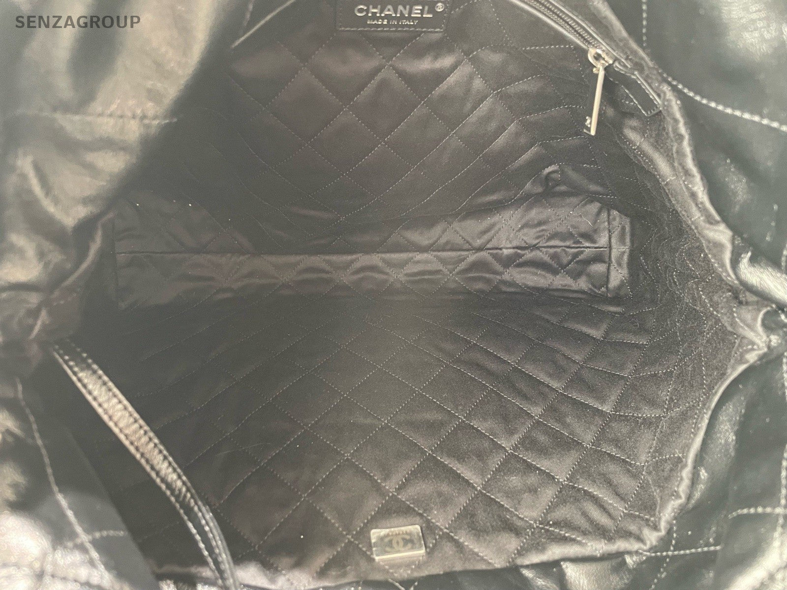 Chanel 22Bag Chain Shoulder Bag Crossbody Black Silver Women Classic