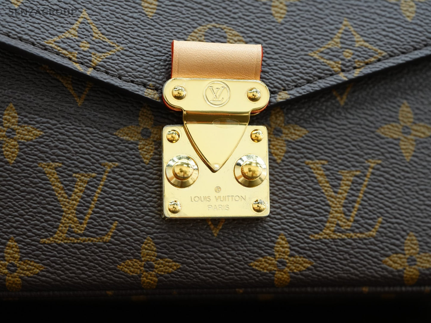 Louis Vuitton Pochette Metis East West Monogram Chain 2way Shoulder bag Women