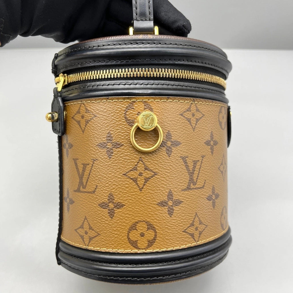 Louis Vuitton Monogram Canvas Bucket Bag For Women