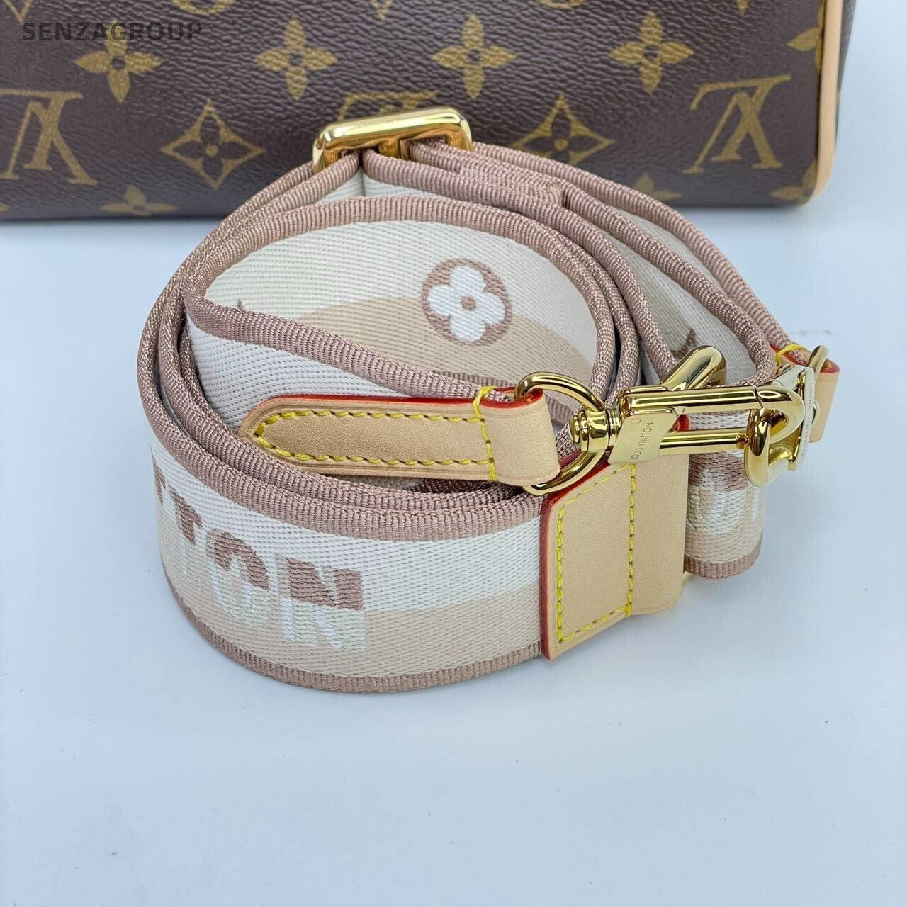 Louis Vuitton Speedy 20 Bandouliere monogram Canvas M46222 Almost Brand new