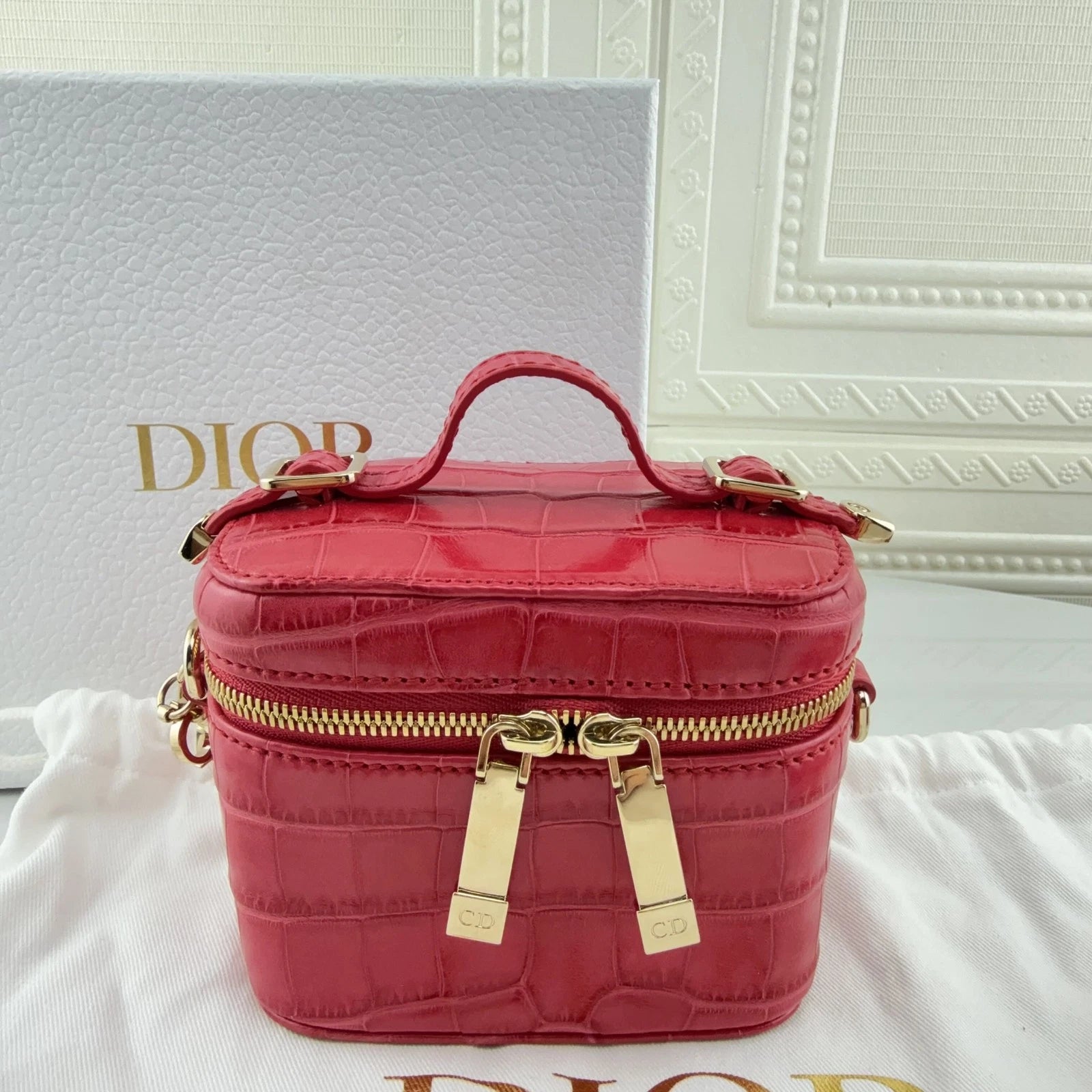 Dior Vanity Red Top Handle Excellent