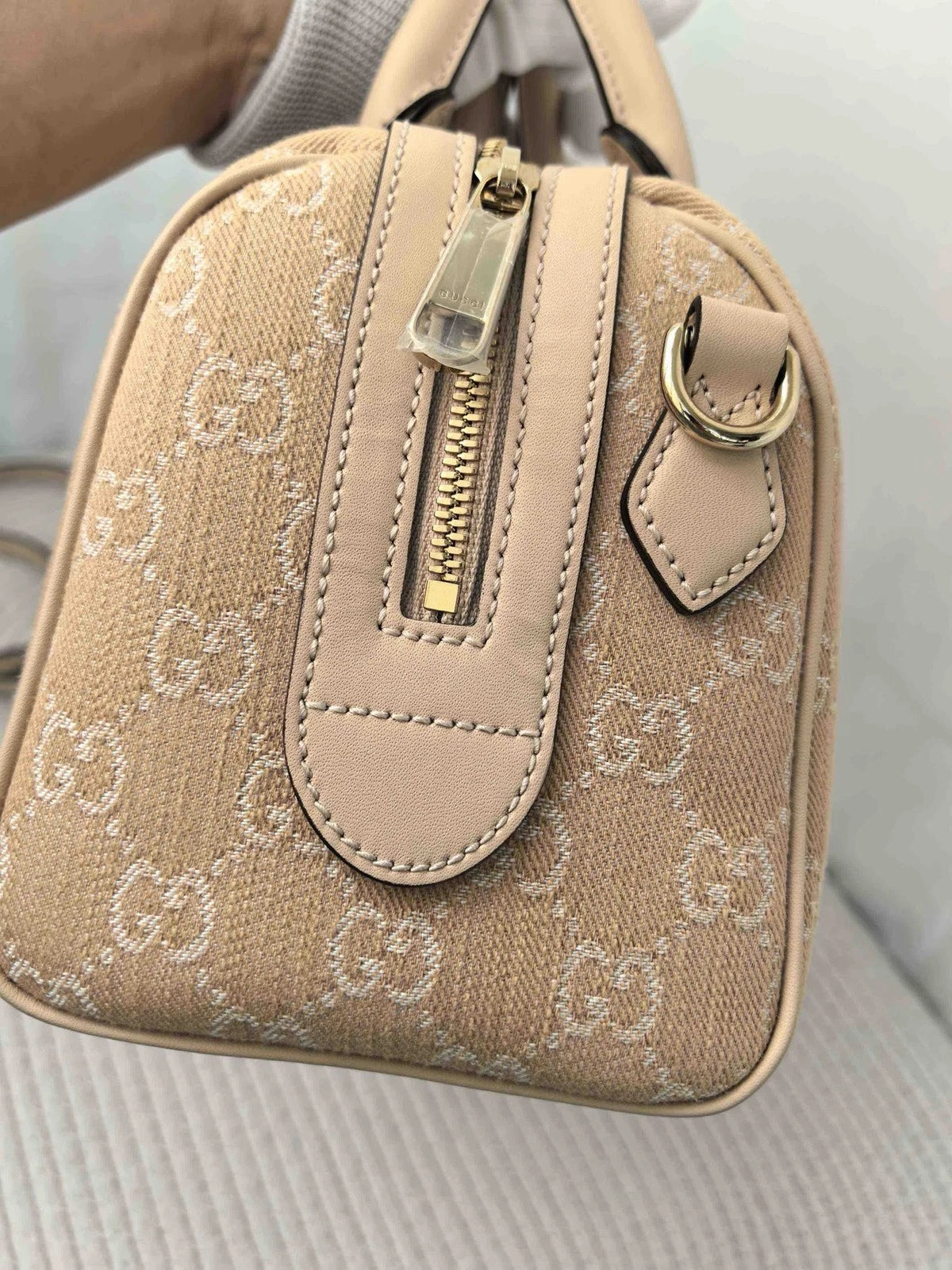 Excellent Gucci Boston Monogram Top Handle Crossbody Bag Beige Silver Hardware