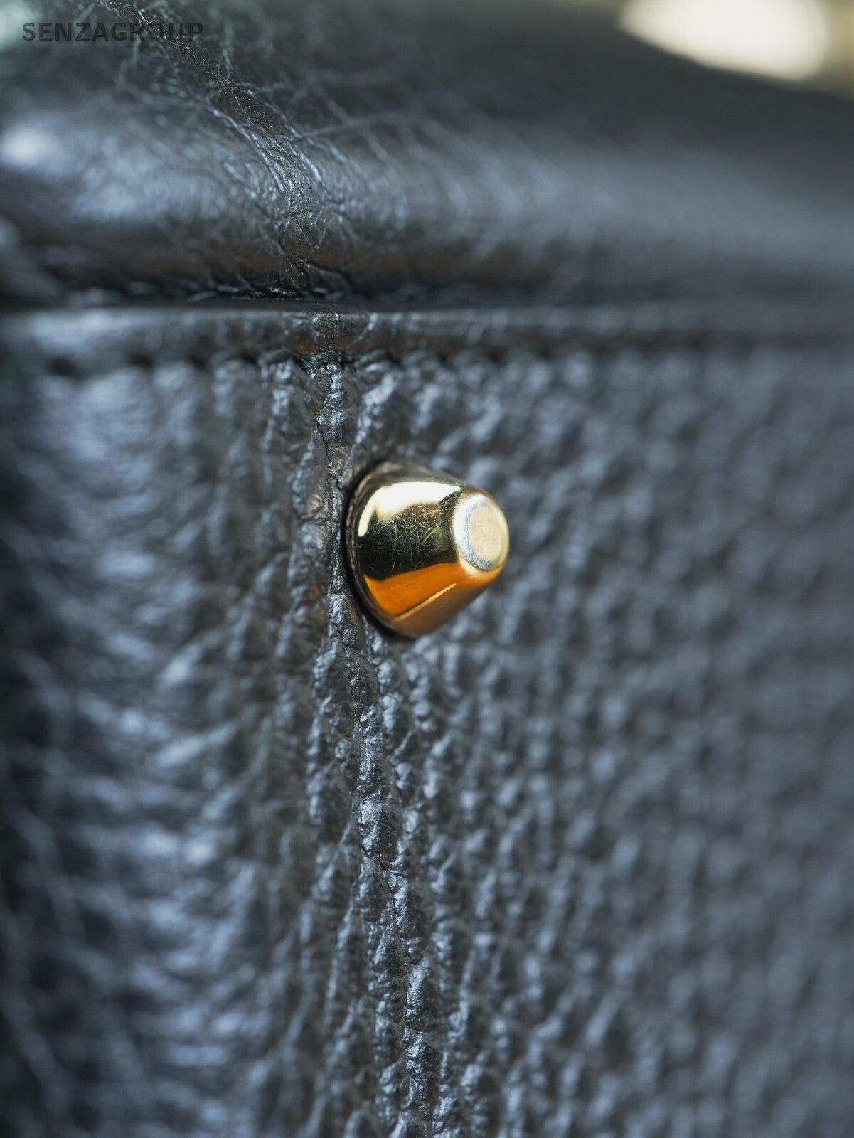 GUCCI Interlocking Top Handle Shoulder Bag