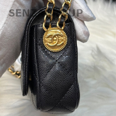 Chanel Quilted Chain Shoulder Crossbody Bag Black Gold Classic Women