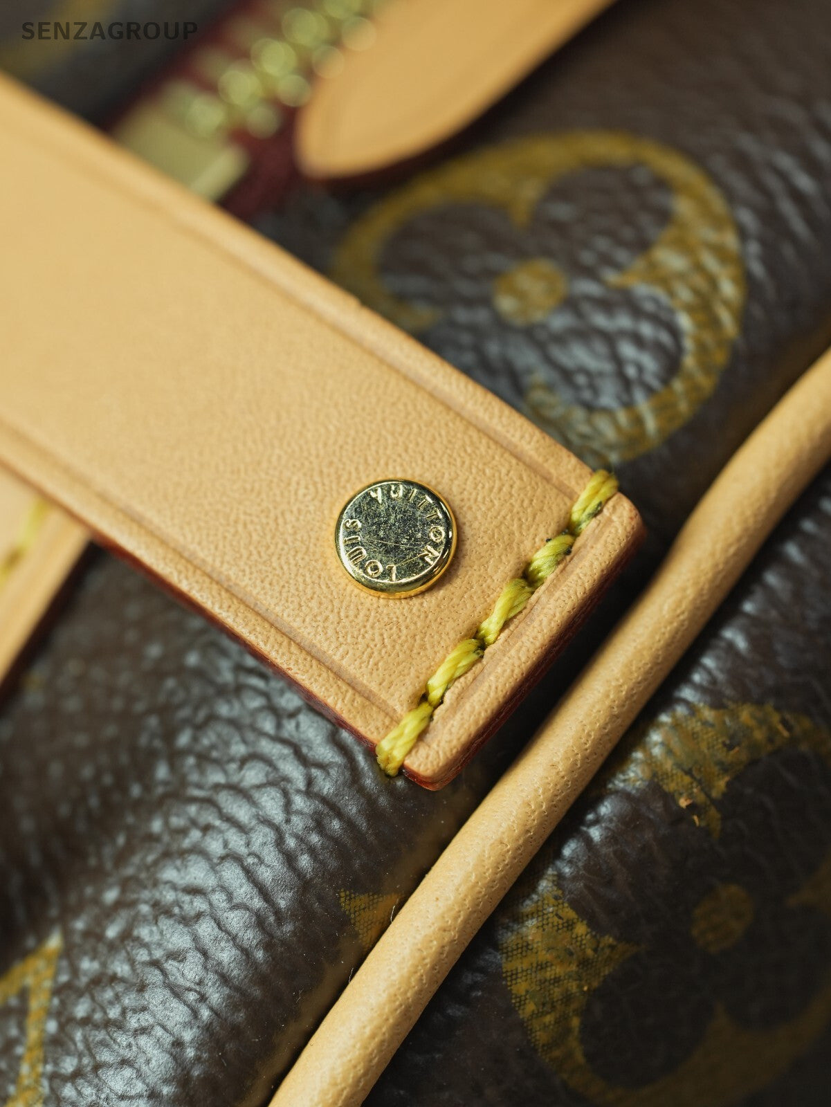 Louis Vuitton M45578 BOITE CHAPEAU SOUPLE CHIP VERSION