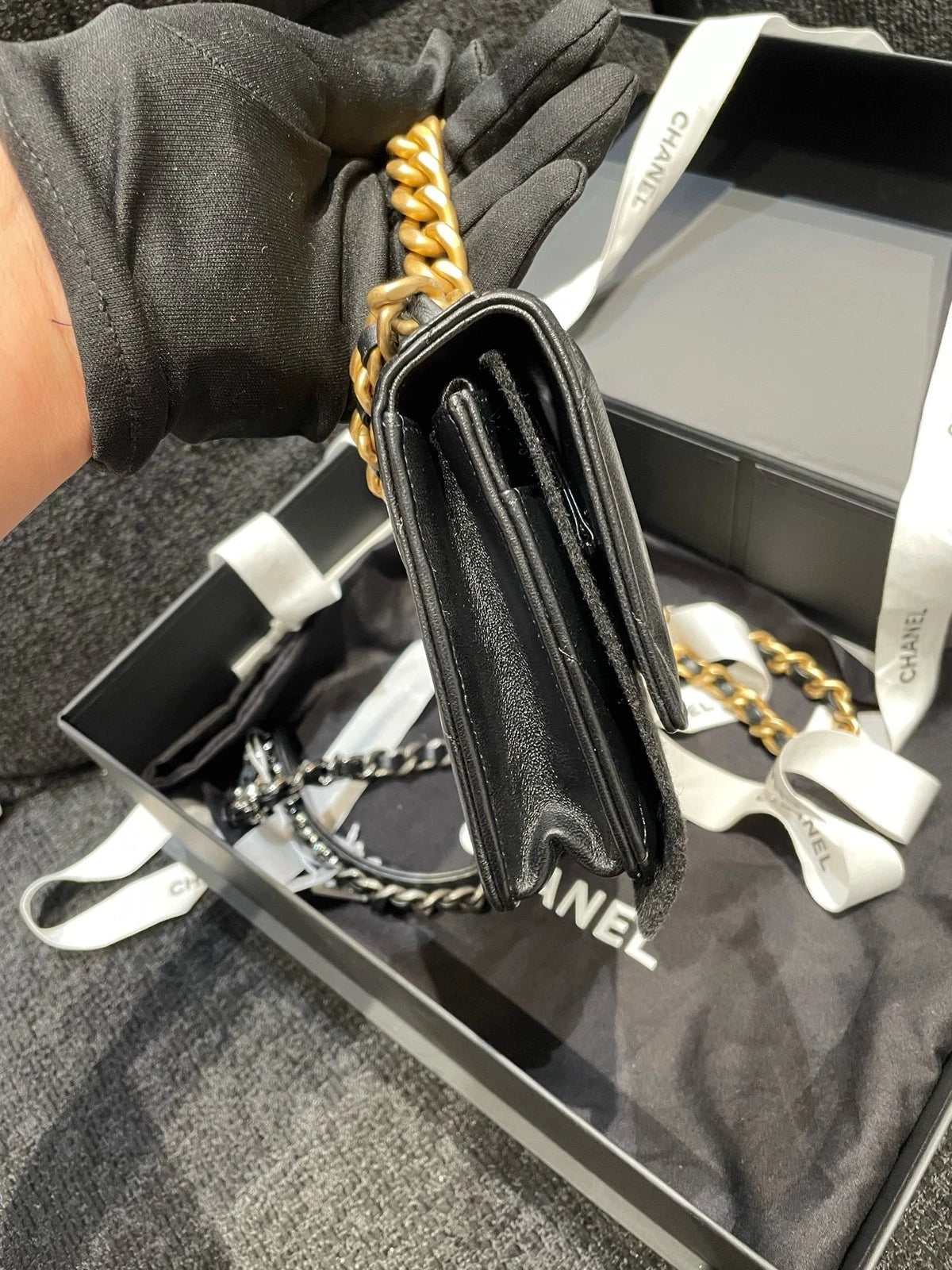 New CHANEL 19 WOC Black Gold Leather Crossbody Bag For Women