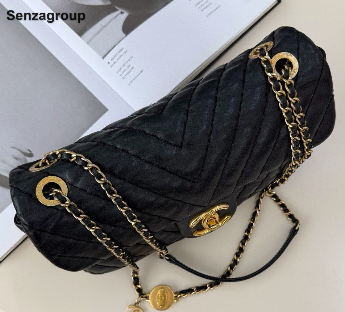 Chanel Classic Flap PM Calfskin Chain Shoulder Bag Crossbody Black Gold Women