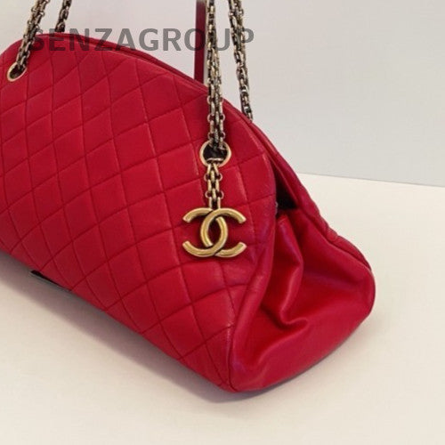 Chanel Vintage Chain Shoulder Bag Crossbody Red Gold Women Classic Designer