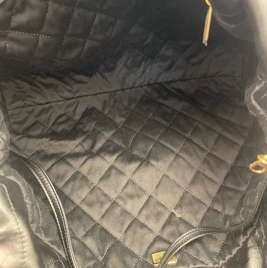 CHANEL 22Bag Black Medium Tote Bag Gold Hardware For Women