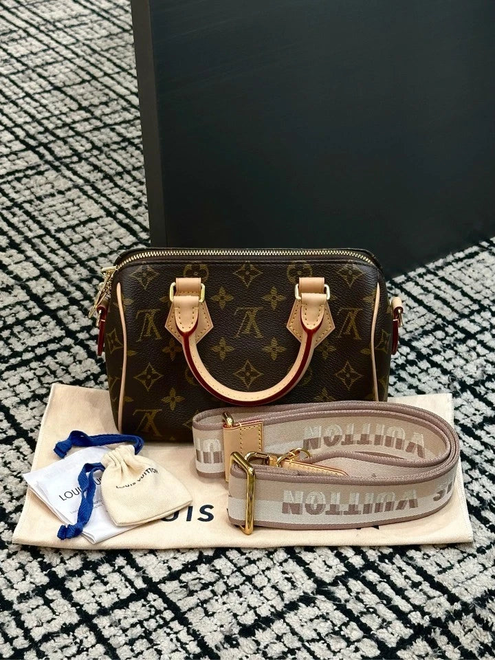 Louis Vuitton Speedy20 Canvas Shoulder Handbag For Women
