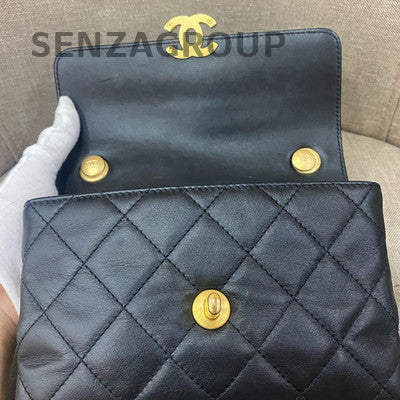Chanel 22S Black Gold Quilted Chain Shoulder Bag - Classic & Fashionable