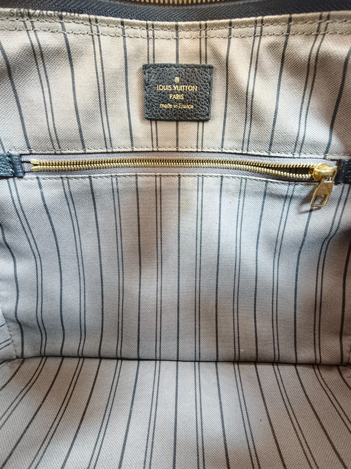 Louis Vuitton Speedy Monogram Top Handle Bag Crossbody Black Gold Women Classic