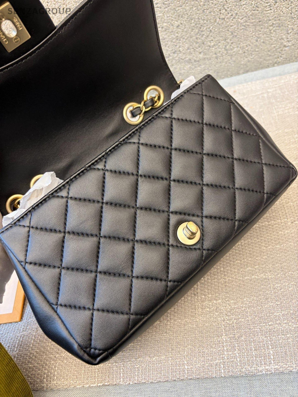 Chanel Classic Flap Lambskin Chain Shoulder Bag Crossbody Black Gold Women