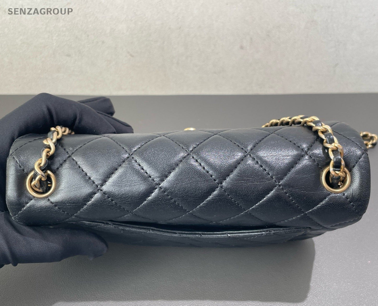 Chanel Classic Flap Mini Lambskin Chain Shoulder Bag Crossbody Black Gold Women